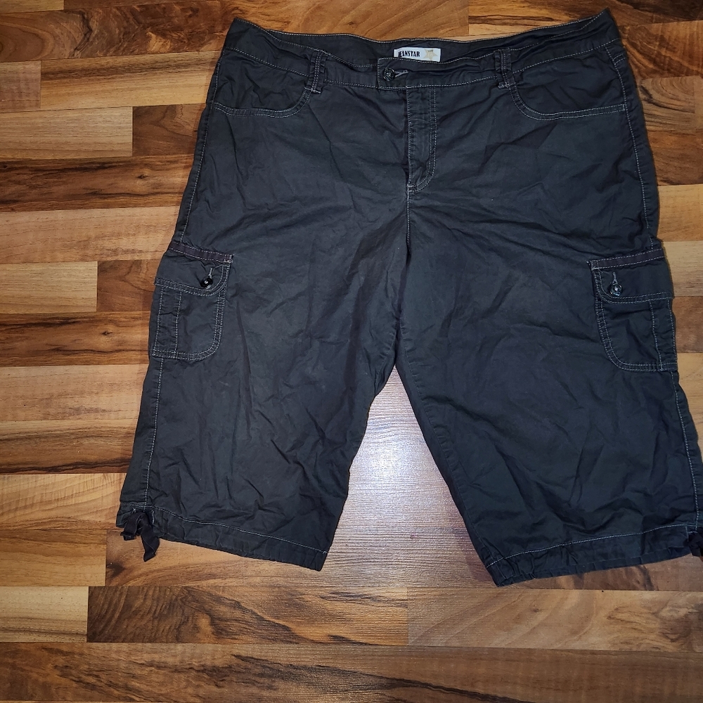 Cargo capri